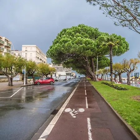 Superbe En 1ere Ligne En Plein Coeur D'arcachon Апартаменти